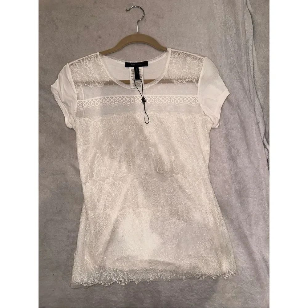 Women’s white lace t shirt blouse size S BCBG MAXAZRIA